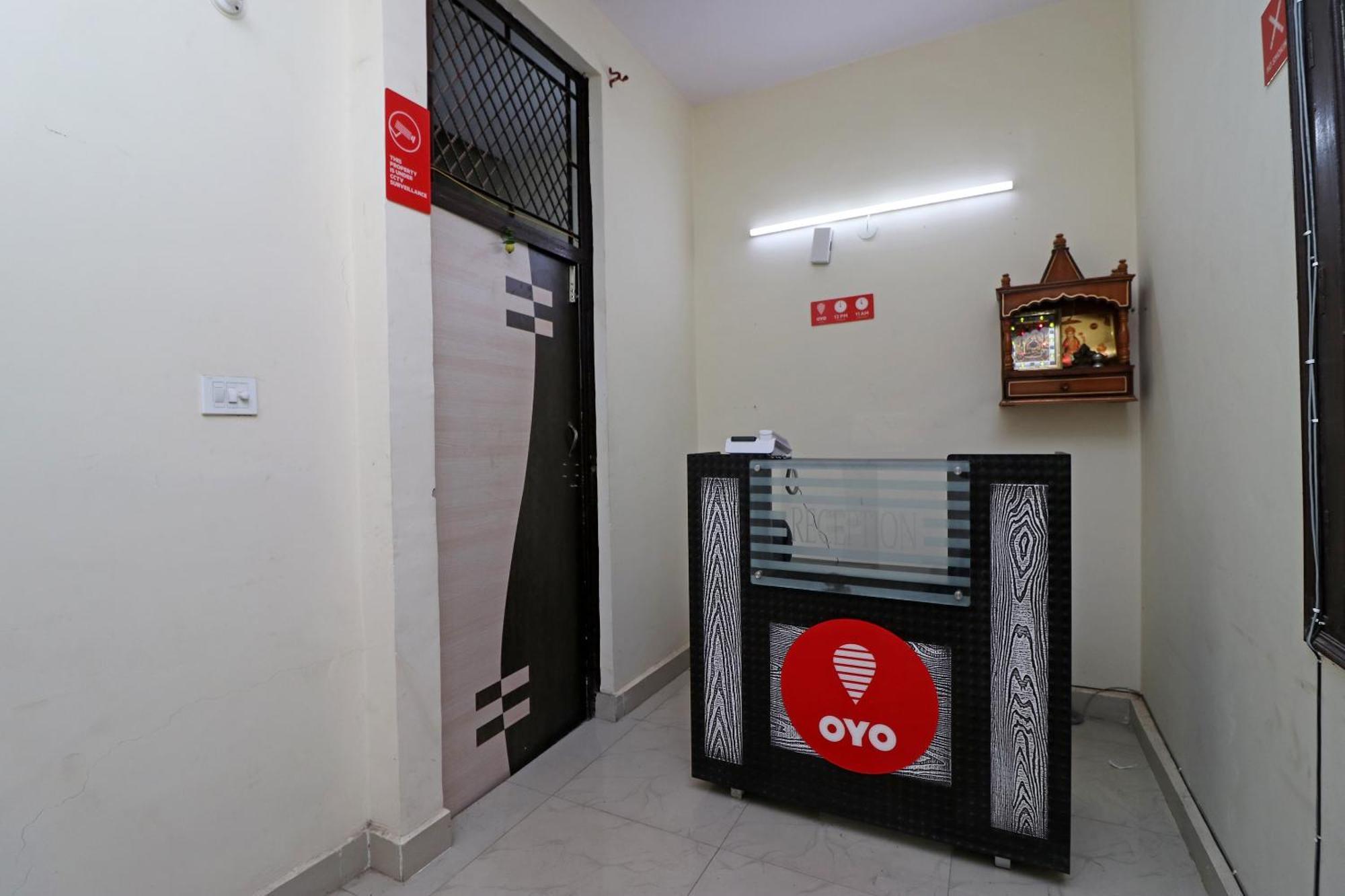 Oyo Triage Home Stay Noida Exterior photo